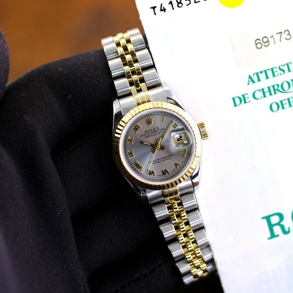 LADY ROLEX DATEJUST GREY ROMAN DIAL FLUTED 26MM WATCH W/ ORIGINAL BOX & PAPERS - Picture 6 of 14